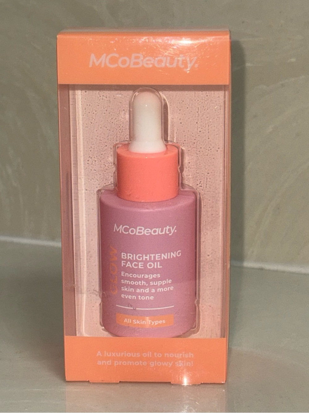 MCoBeauty GLOW Brightening FACE OIL All Skin Types BRAND NEW!